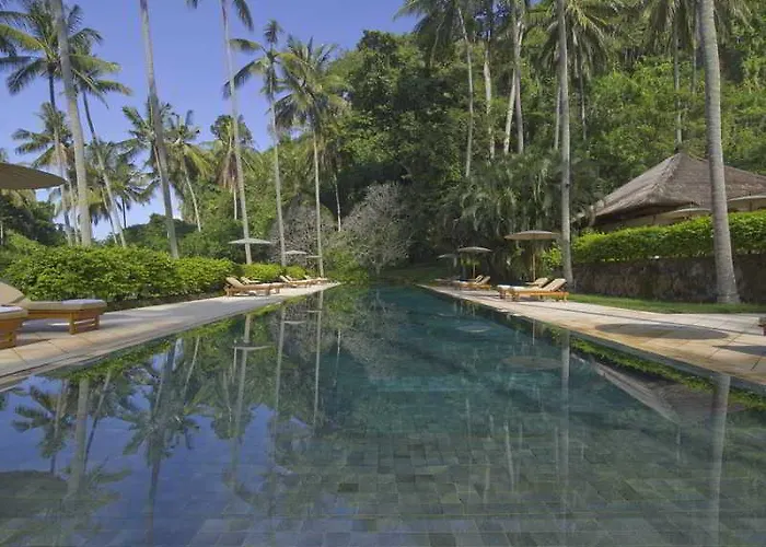 Hotel Amankila 5*